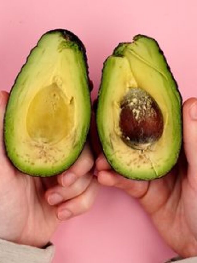 550px-nowatermark-Tell-if-an-Avocado-is-Bad-Step-3-Version-6