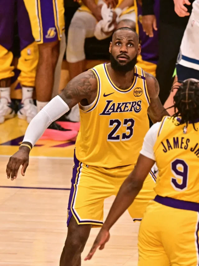 AFP__20241023__36KL7VV__v1__HighRes__BasketNbaTimberwolvesLakers-1729662711