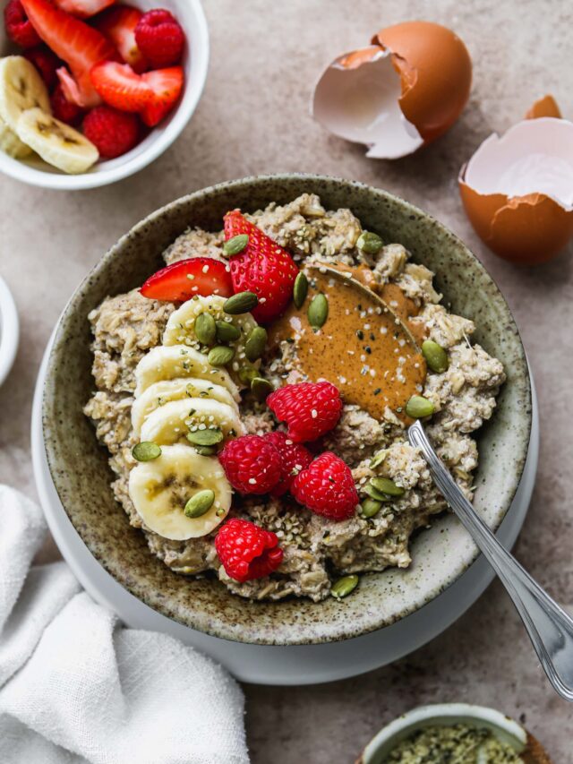 Protein-Oatmeal-Porridge-With-Eggs-Walder-Wellness-2