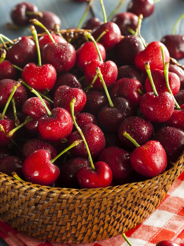 bowl_of_cherries_adobeStock_65200427_1600pxW