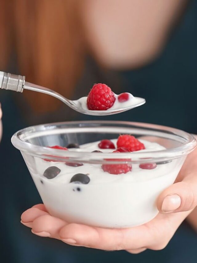 eating-yogurt