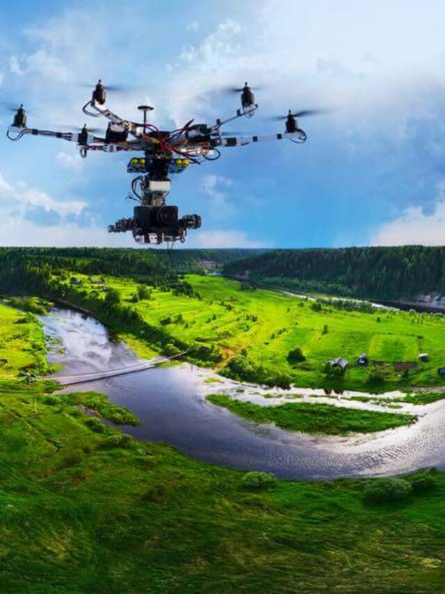 flying-heavy-lift-drone-cinema-camera