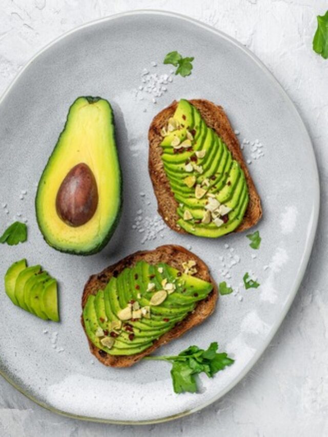 Healthy,Avocado,Toasts,For,Breakfast,Or,Lunch,With,Rye,Bread,