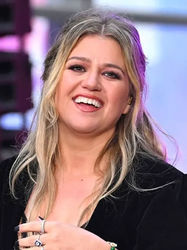 kelly-clarkson