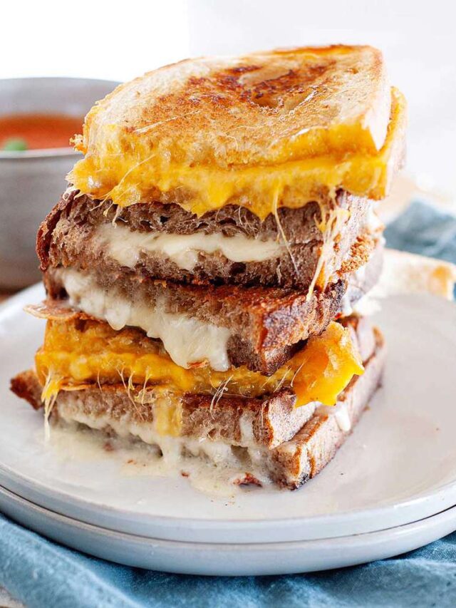 __opt__aboutcom__coeus__resources__content_migration__simply_recipes__uploads__2020__01__Grilled-Cheese-LEAD-10-6d2be469467945d488ab05af81391a94