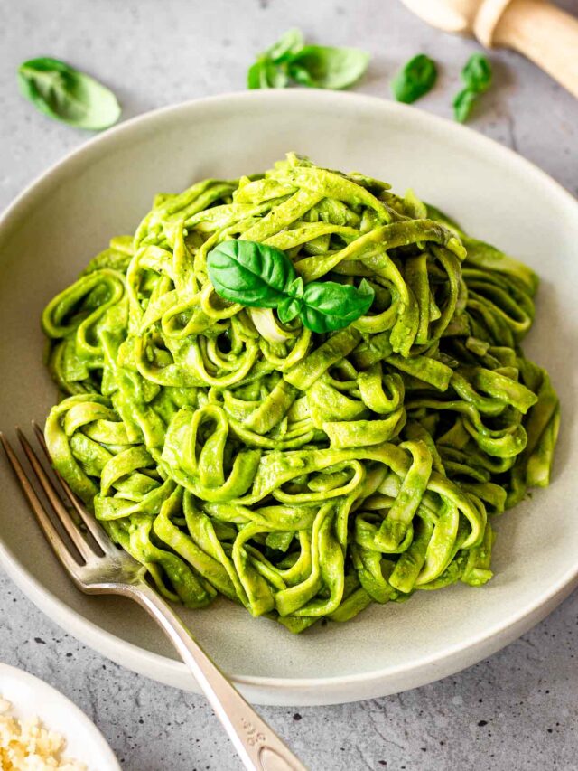 vegan-creamy-spinach-pasta